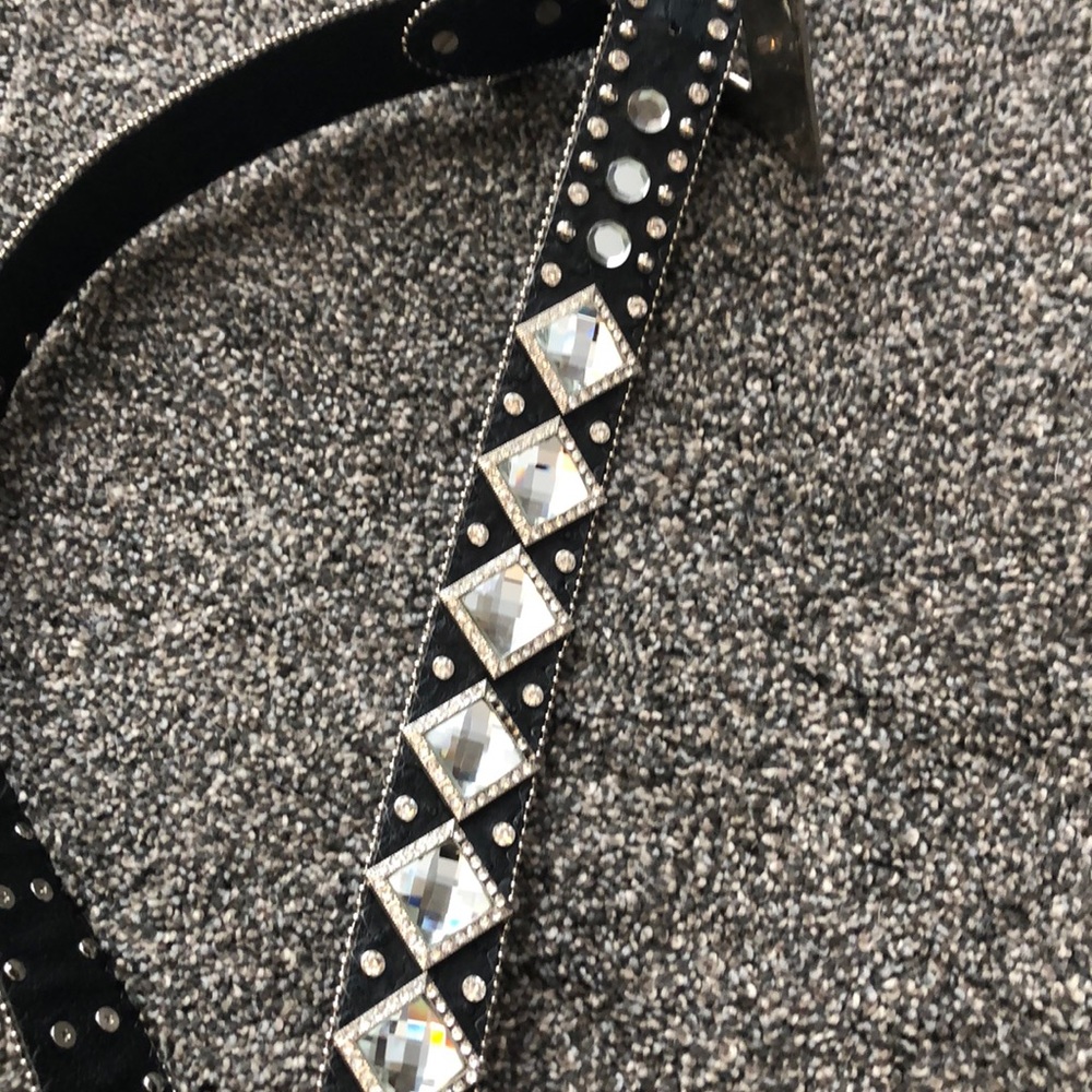 Belt - Picture 3 of 6